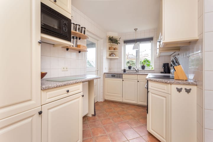 Foto 7 van Van Nijenrodelaan 5