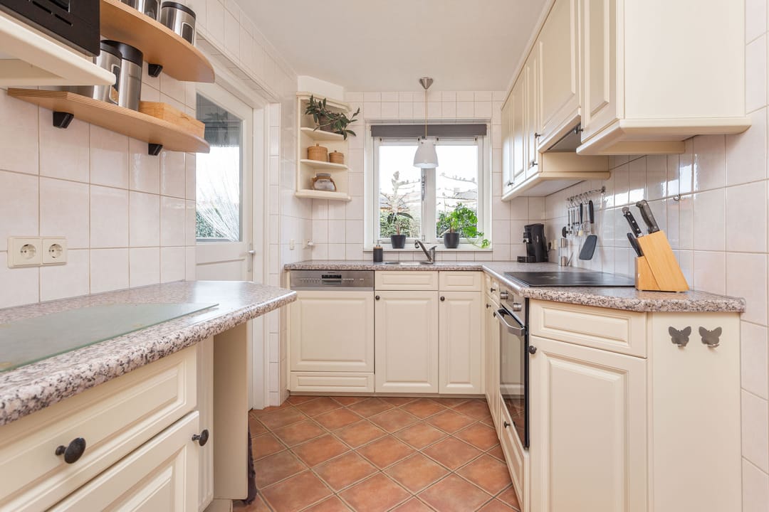 Foto 8 van Van Nijenrodelaan 5