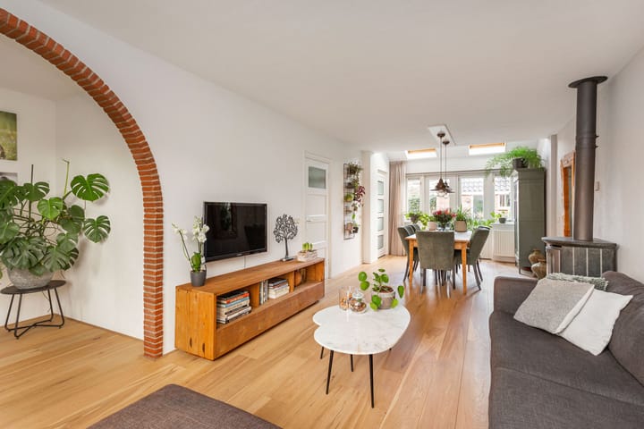 Foto 9 van Van Nijenrodelaan 5