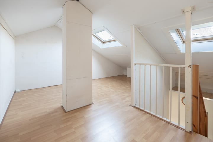 Foto 22 van Januaristraat 93