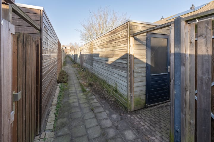 Foto 30 van Januaristraat 93