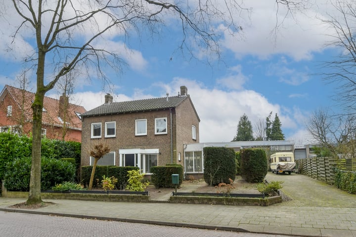 Burgemeester Uijenstraat 27