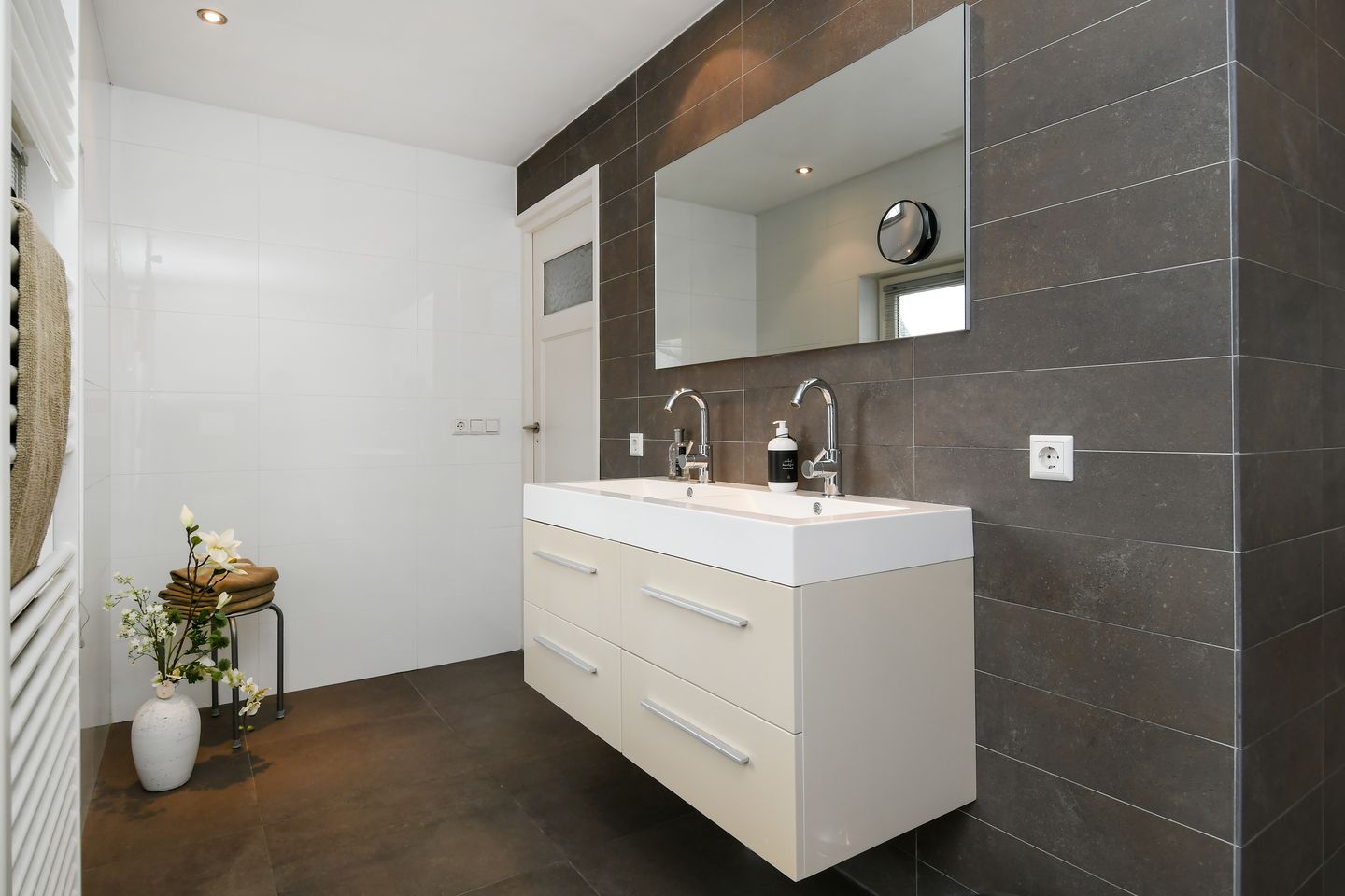 Foto 20 van Burgemeester Uijenstraat 27