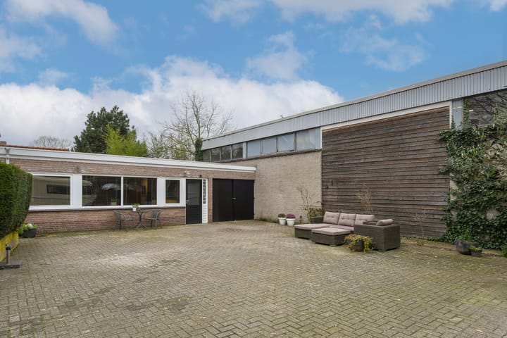 Photo 27 of Burgemeester Uijenstraat 27