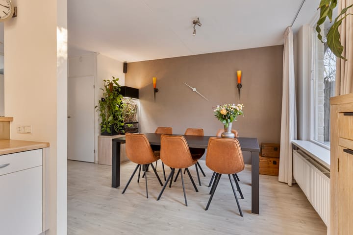 Foto 15 van Bessenlaan 36