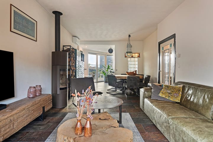 Foto 2 van Provincialeweg 114