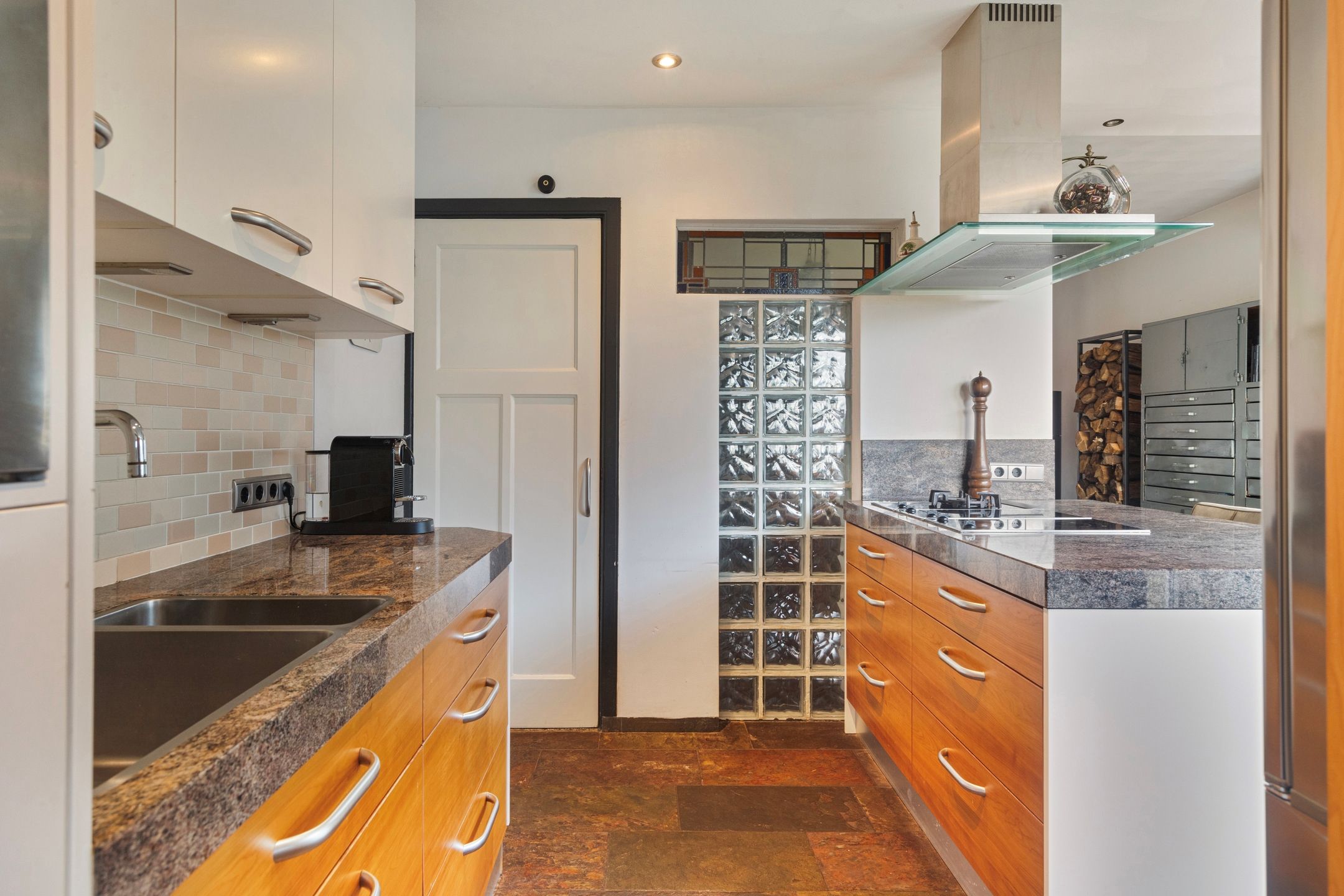 Foto 9 van Provincialeweg 114