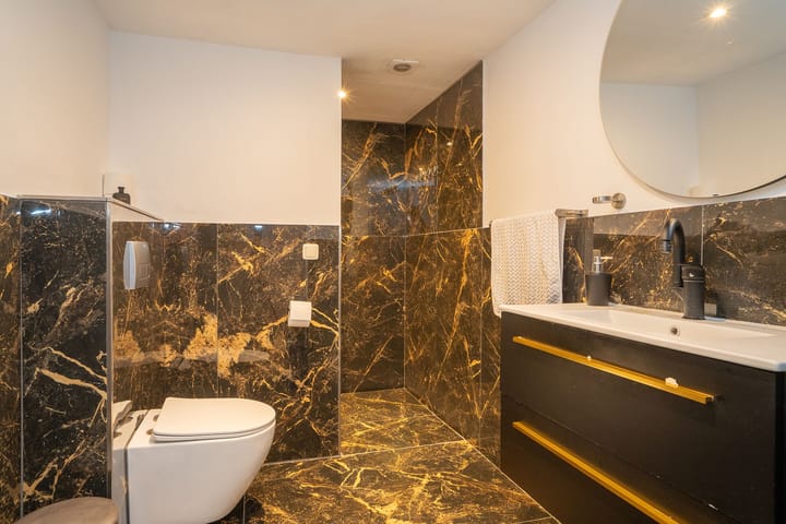 Foto 16 van Genèvestraat 62