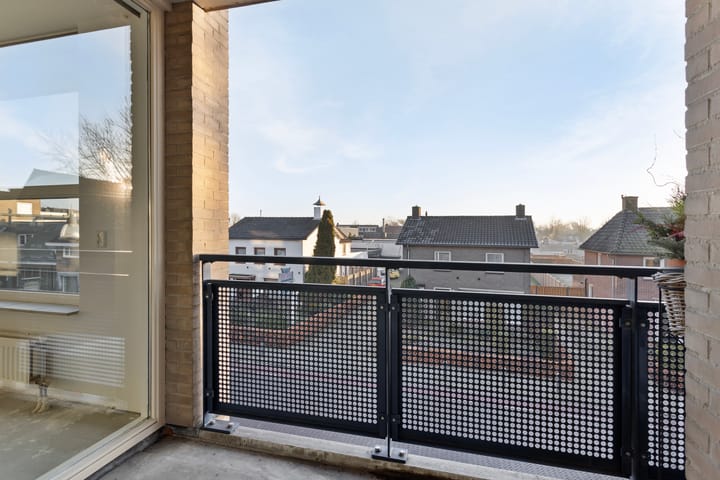 Foto 5 van Janssen & Fritsenplein 19