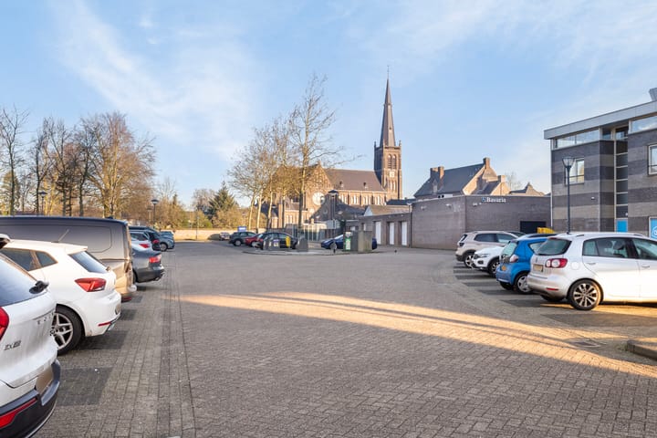 Foto 9 van Janssen & Fritsenplein 19