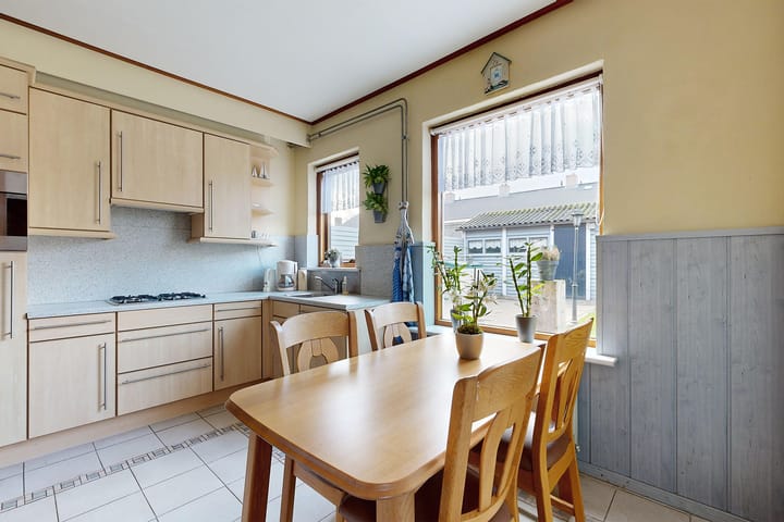 Foto 3 van Beatrijsweg 15