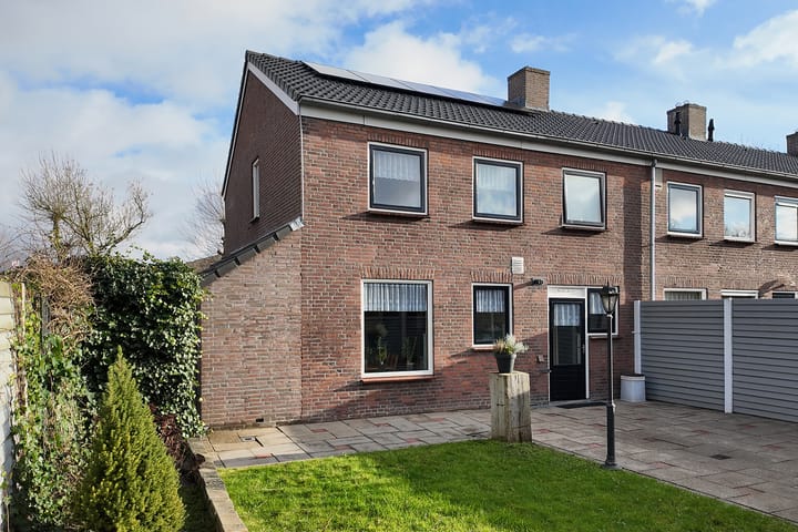 Foto 5 van Beatrijsweg 15