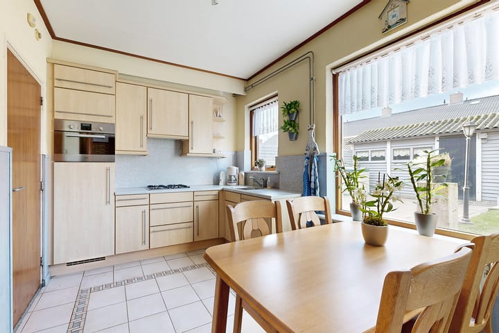 Foto 21 van Beatrijsweg 15