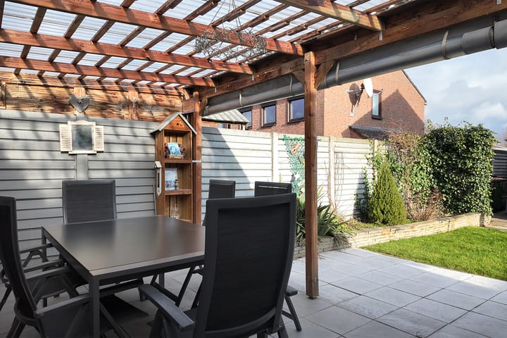 Foto 47 van Beatrijsweg 15