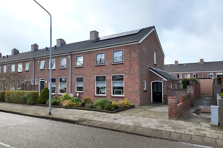 Foto 51 van Beatrijsweg 15