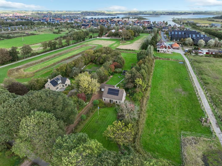 Foto 10 van Hoofdweg 185