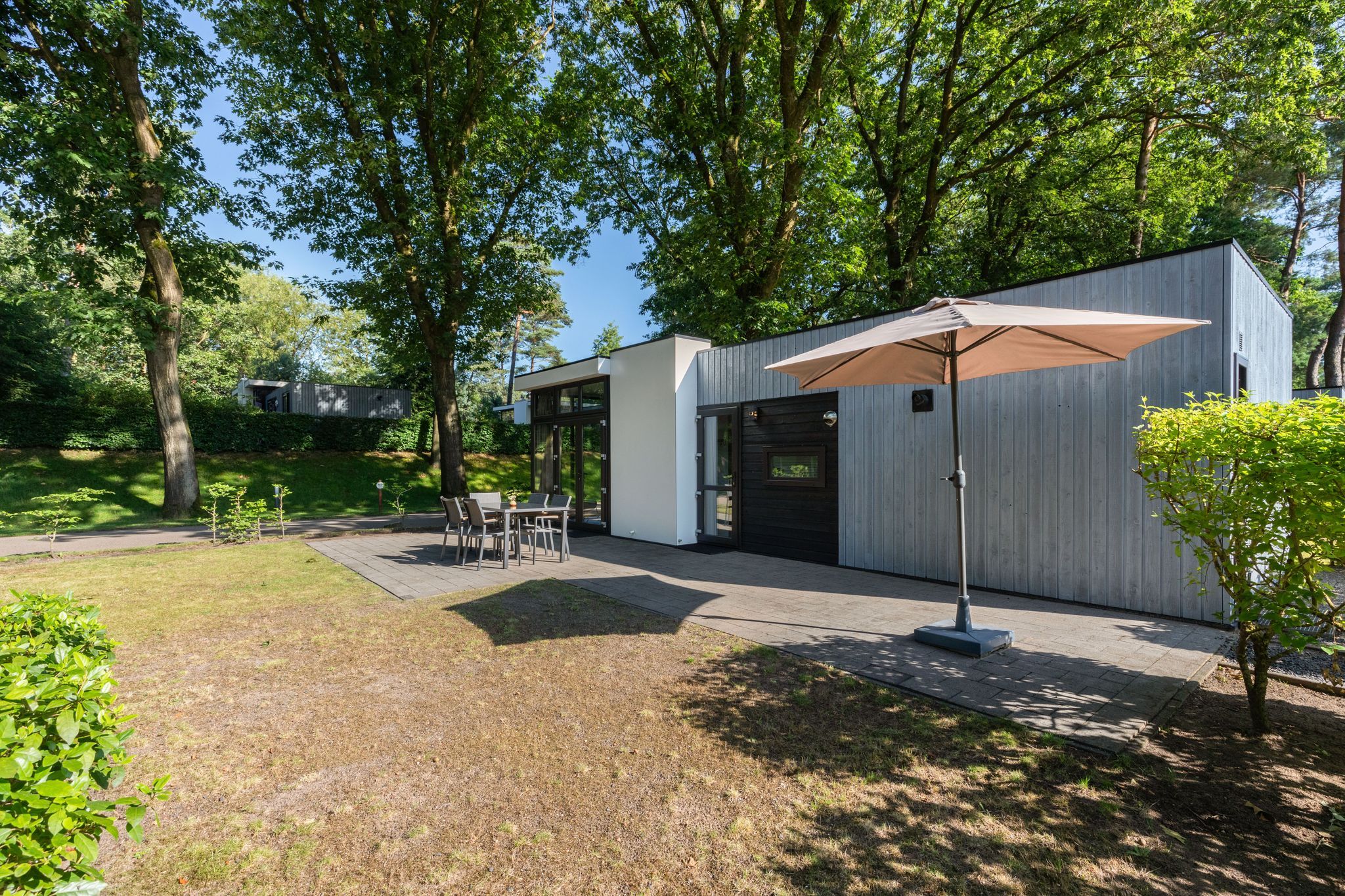 Foto 3 van Vijverlaan 1-J3