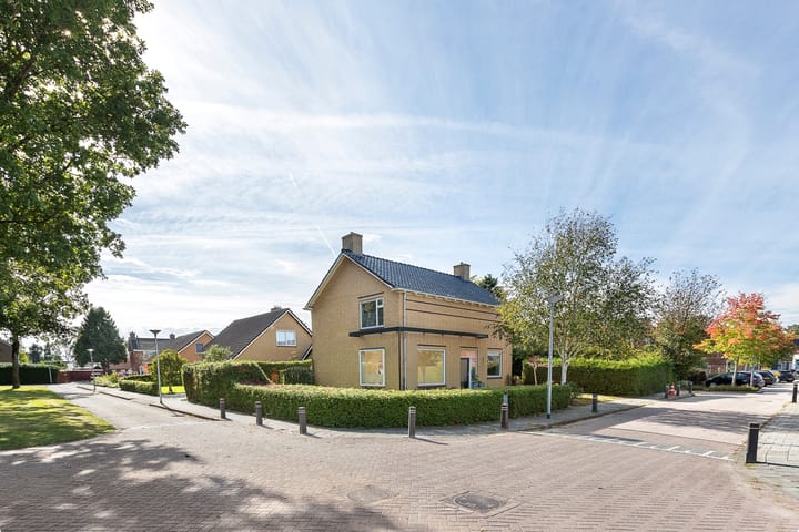 Photo 24 of Centrumweg 32