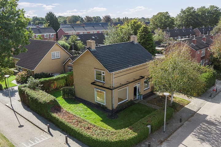 Foto 32 van Centrumweg 32