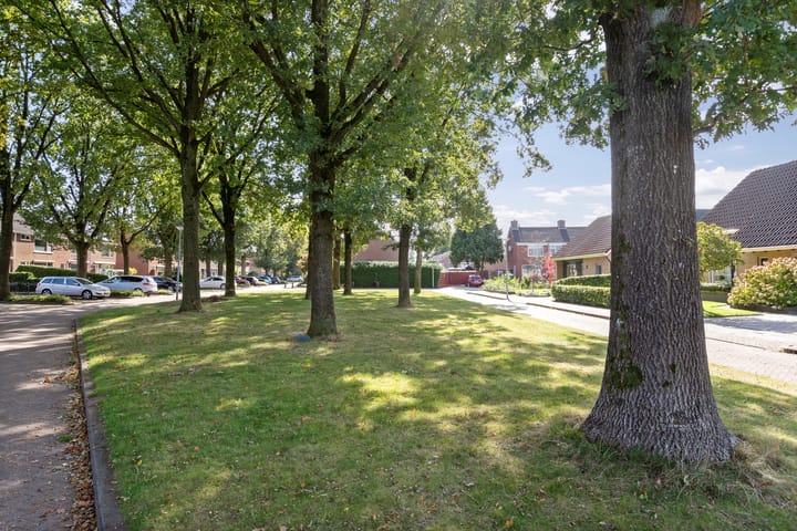 Photo 33 of Centrumweg 32