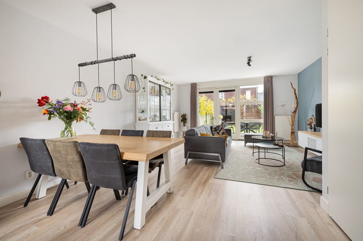 Foto 2 van Den Uylstraat 1