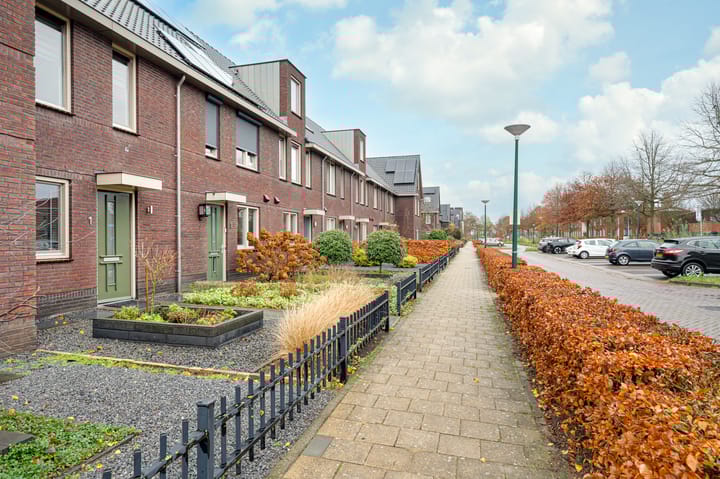 Photo 35 of Den Uylstraat 1