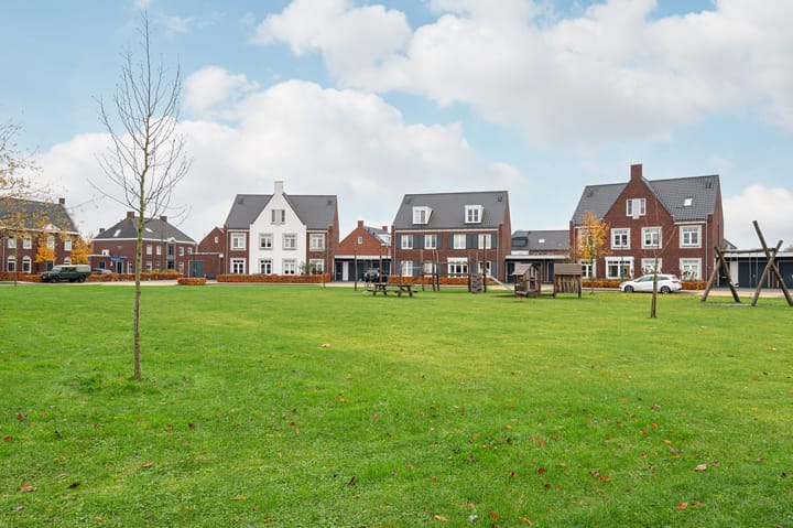 Photo 36 of Den Uylstraat 1