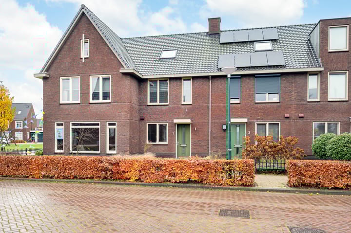 Photo 37 of Den Uylstraat 1