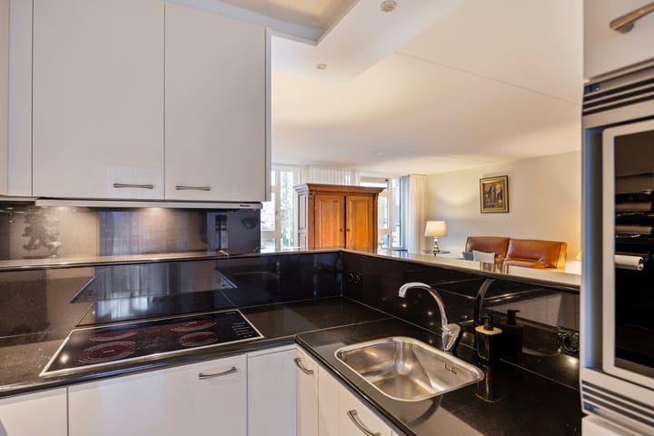 Foto 15 van Adelbert van Scharnlaan 173-B