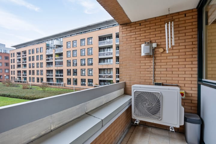 Foto 16 van Adelbert van Scharnlaan 173-B