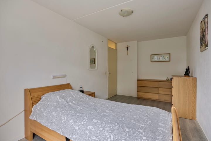 Foto 21 van Adelbert van Scharnlaan 173-B