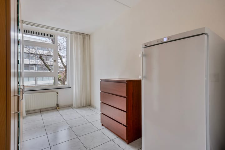 Foto 22 van Adelbert van Scharnlaan 173-B