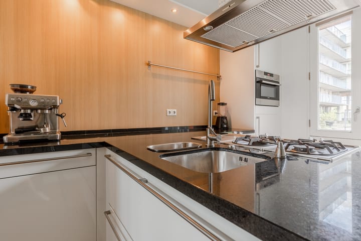 Foto 13 van Martini van Geffenstraat 112