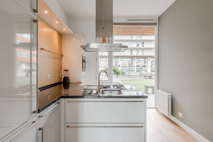 Foto 14 van Martini van Geffenstraat 112