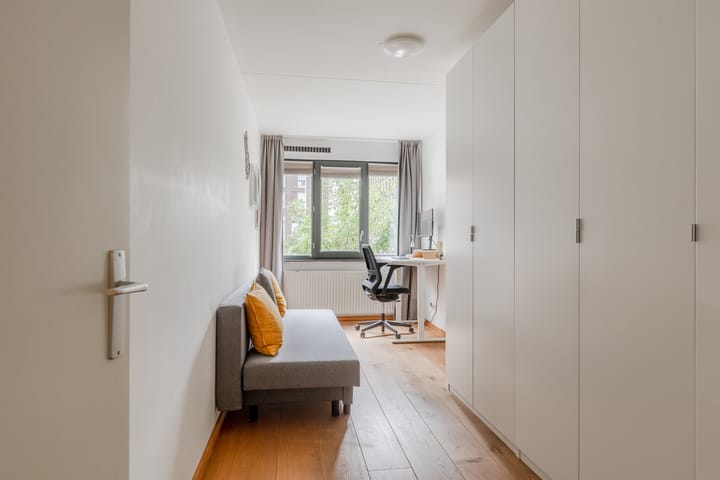 Foto 21 van Martini van Geffenstraat 112