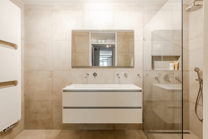 Foto 24 van Martini van Geffenstraat 112