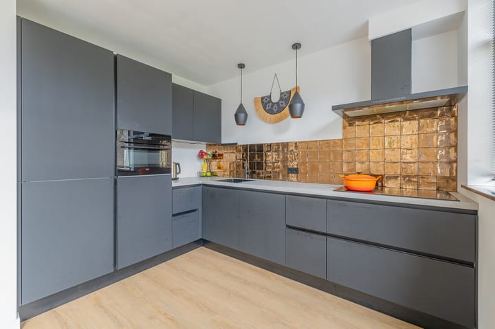 Foto 13 van Adelaarstraat 41