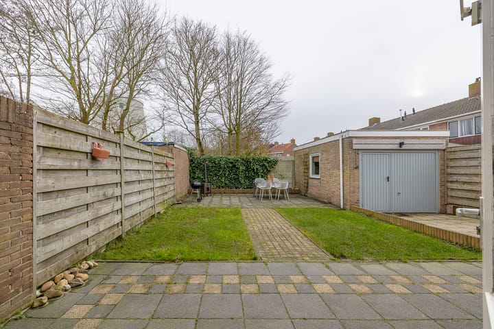 Foto 16 van Adelaarstraat 41