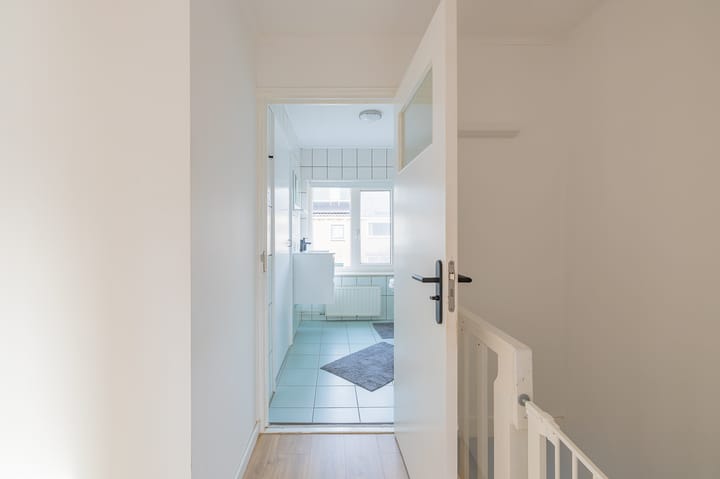 Foto 30 van Adelaarstraat 41