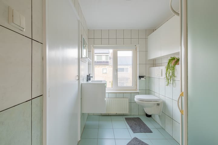 Foto 31 van Adelaarstraat 41