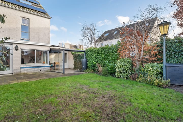 Foto 34 van Van Leeuwenhoeklaan 1