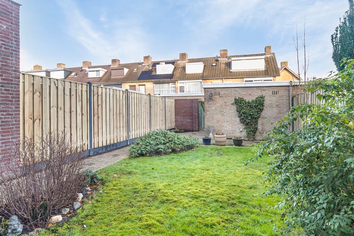 Foto 22 van de Vier Heemskinderenlaan 13