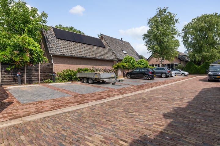 Foto 28 van Overstraat 11-A