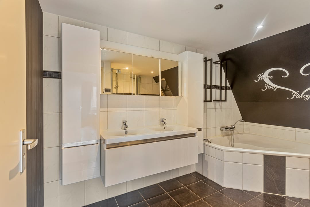 Foto 23 van Heer Willemstraat 4