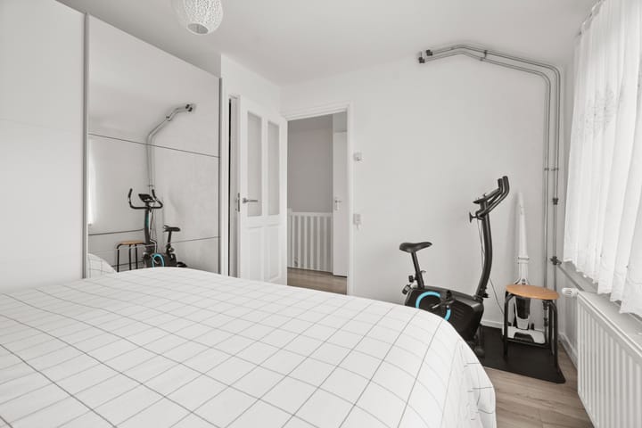 Foto 15 van Weegbreestraat 12