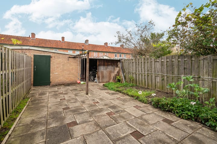 Foto 22 van Weegbreestraat 12