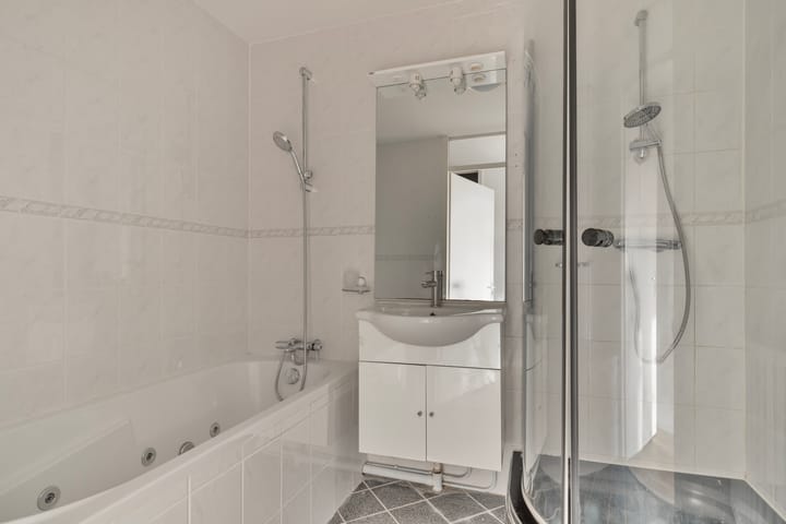 Foto 14 van Emmeline Pankhurststraat 50