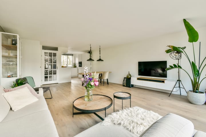 Photo 1 of Hallerweg 100