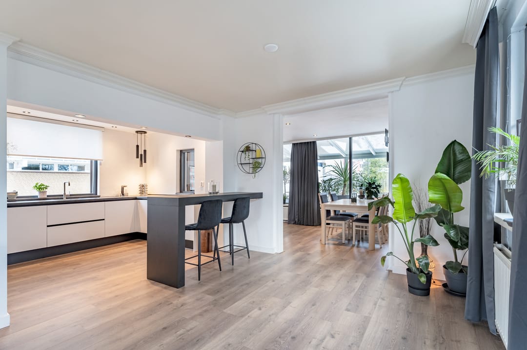 Photo 16 of Schumanstraat 1