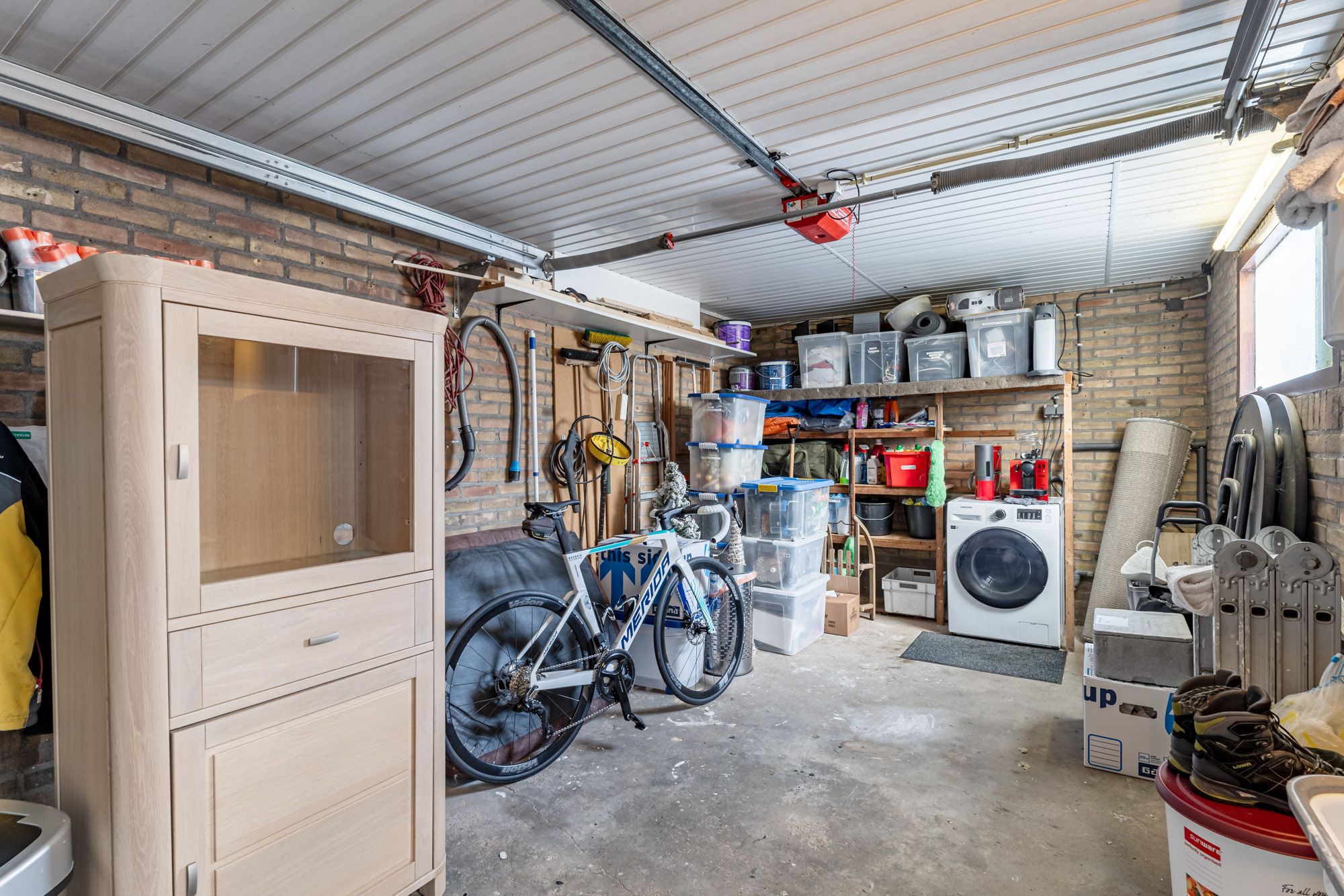 Photo 24 of Schumanstraat 1